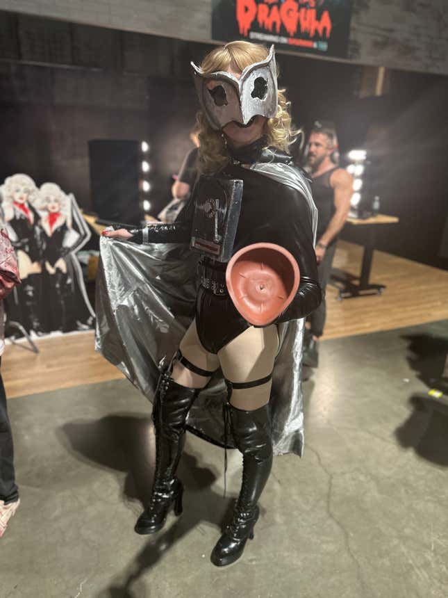 Image for article titled The Spookiest Cosplay at Midsummer Scream 2023
