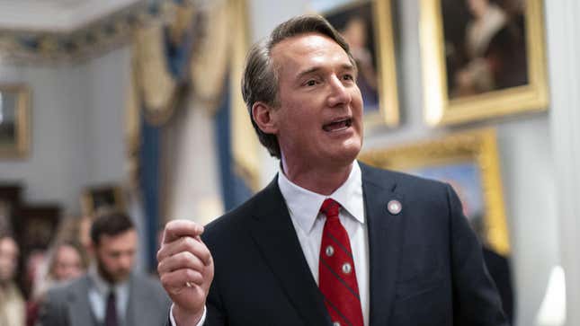Virginia Gov. Glenn Youngkin (R)