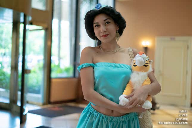 Image for article titled Our Favorite Cosplay From Delta H 2019