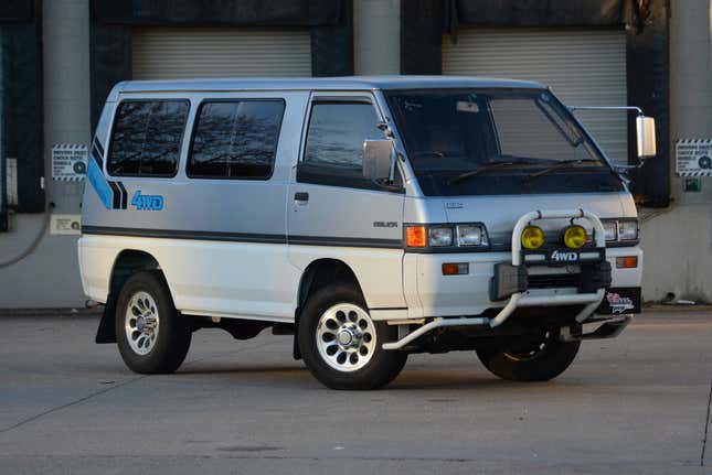 1987 Mitsubishi Delica Exceed