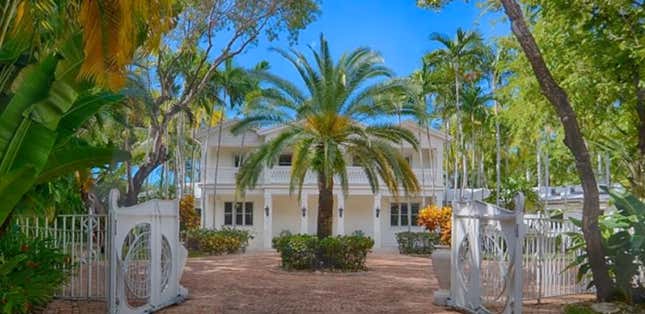 Image for article titled Take a Peek Inside Diddy&#39;s $50 Million Miami Mansion He Offered Up As Collateral