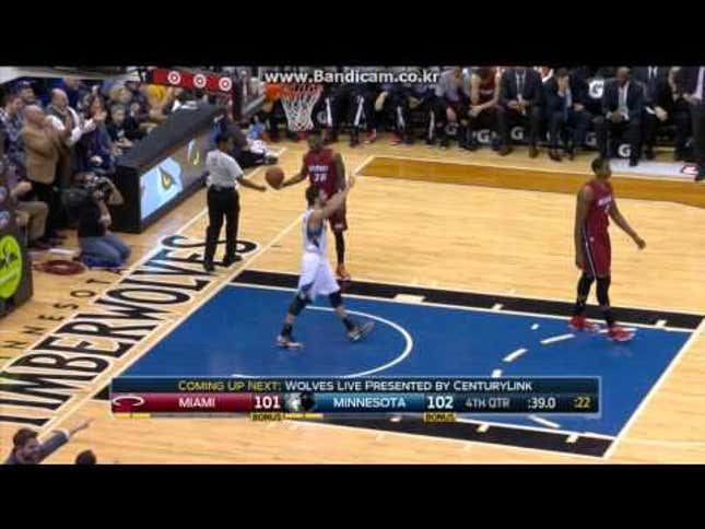 Heat Shoot Themselves In Foot With Dumbest Possible Play, Lose By One