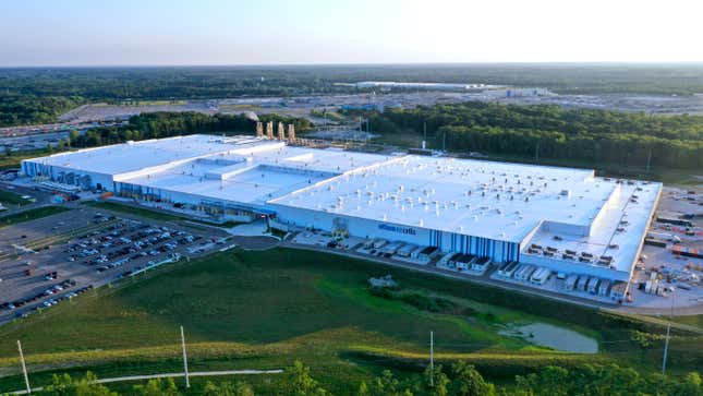 FILE - The Ultium Cell factory in Warren, Ohio, is shown, Friday, July 7, 2023. General Motors is losing money on every electric vehicle it sells, but the company says it&#39;s on track to generate mid single-digit pretax profit margins in 2025 as it produces more higher margin EVs, works out kinks in battery manufacturing and sees battery cost reductions. Specificically, the company has had trouble with machinery that stacks battery cells into modules at its Ultium Cells battery plant near Warren, Ohio, a joint venture with LG Energy Solution of Korea. (AP Photo/Gene J. Puskar, File)