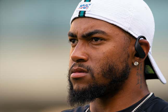 Image for article titled Philadelphia Eagles Wide Receiver DeSean Jackson Apologizes for Sharing Anti-Semitic Quotes