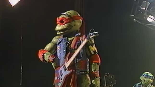 Image for article titled Read this: At long last, the story of how the Ninja Turtles became a rock band