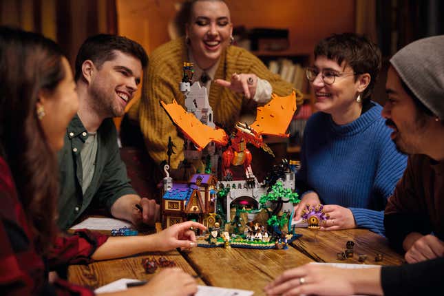 Image for article titled Massive Dungeons &amp; Dragons Lego Set Is Unbelievably Cool