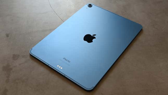 iPad Air (2022) Review: The Apple Tablet to Buy
