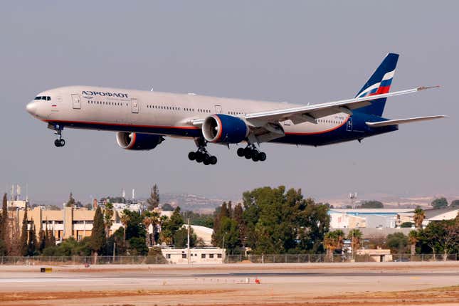 This picture taken on August 3, 2020 shows an Aeroflot-Russian Airlines Boeing 777-3M0 landing at Israel’s Ben Gurion International Airport in Lod, east of Tel Aviv. 