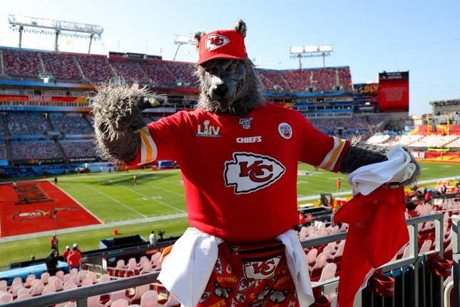 Image for article titled Remember the Chiefs superfan who was on the run? He pleaded guilty to bank robbery