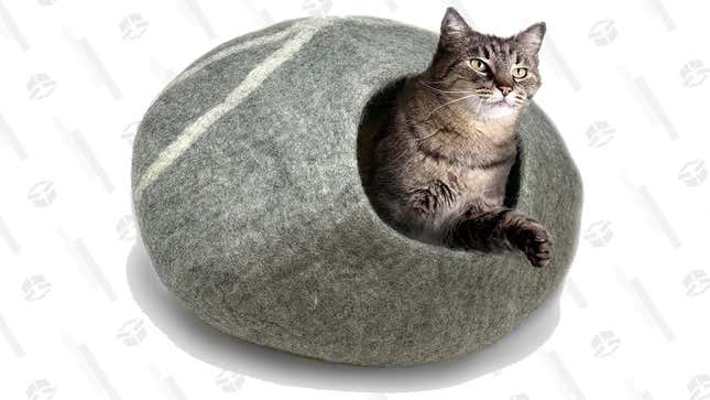 iPrimio Wool Cat Cave | $34 | Amazon | Promo Code 20DXSGPC