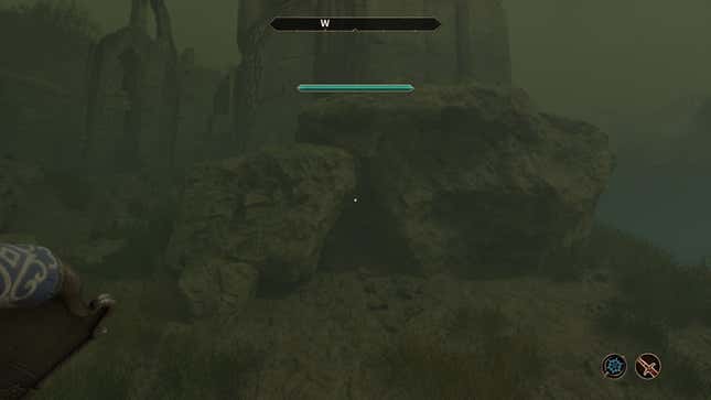 The underwater cave-like formation near Fanacasecul in Oblivion Remastered.