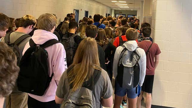Image for article titled The Packed High School Featured in That Viral Photo Is Already Facing a Coronavirus Outbreak