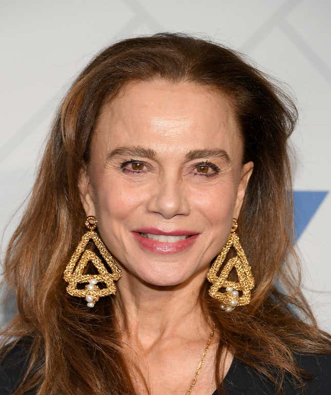 Lena Olin 