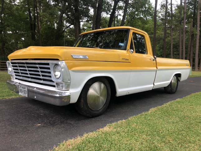 Image for article titled At $7,500, Does This Project 1967 Ford F250 Have Potential?