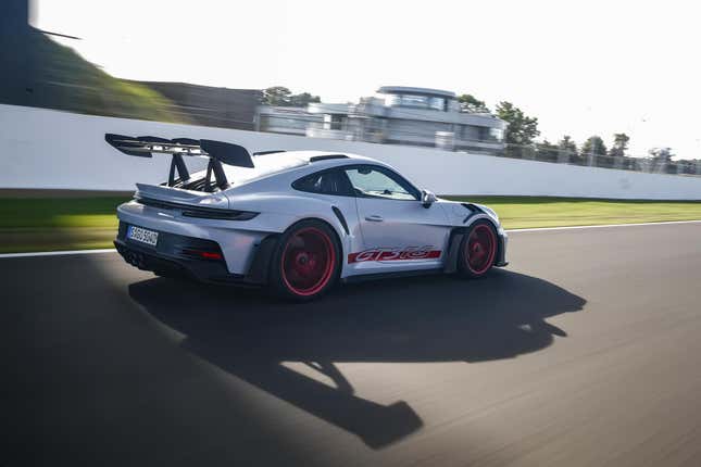 Image for article titled Every Ridiculous High-Tech Feature on the 2023 Porsche 911 GT3 RS