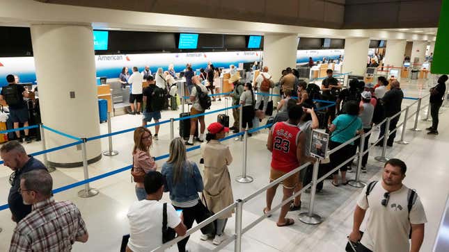 Passagers à l’aéroport international Sky Harbor de Phoenix