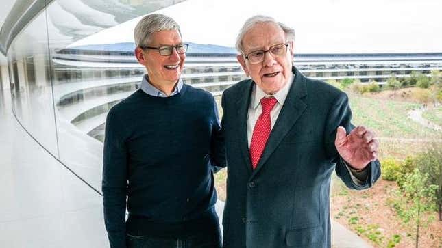 Image for article titled &#39;One of the greatest CEOs ever&#39;: Jamie Dimon, Bill Gates and others on Warren Buffett&#39;s retirement