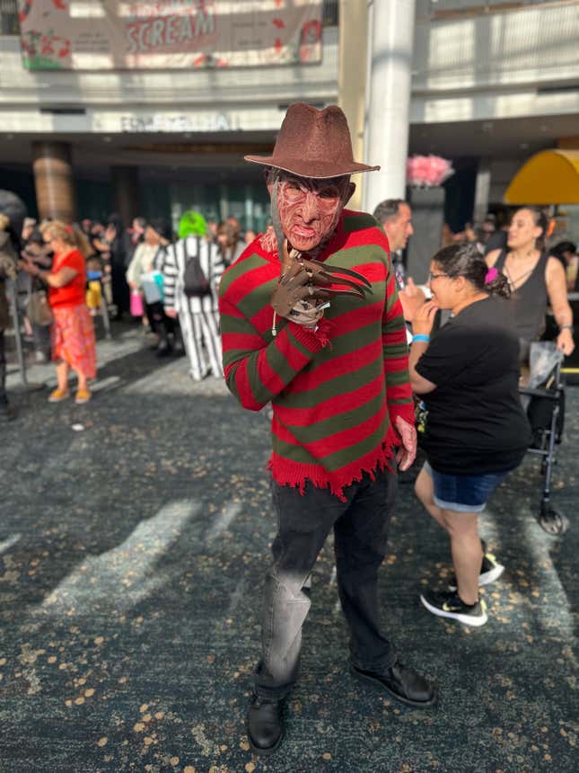 Image for article titled The Spookiest Cosplay at Midsummer Scream 2023