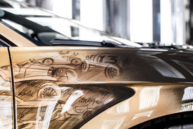 Detail of the artwork on the Bugatti Chiron Golden Era