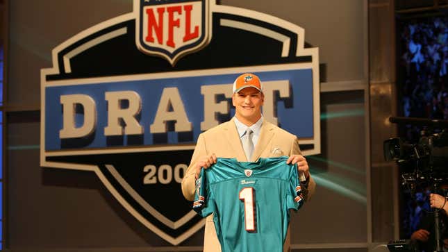 Image for article titled Every No. 1 NFL Draft pick since 2000