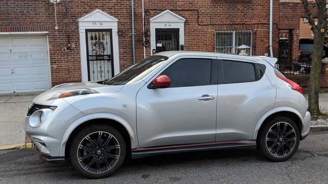 Image for article titled At $12,000, Is this 2014 Nissan Juke Nismo a Nice Joke?