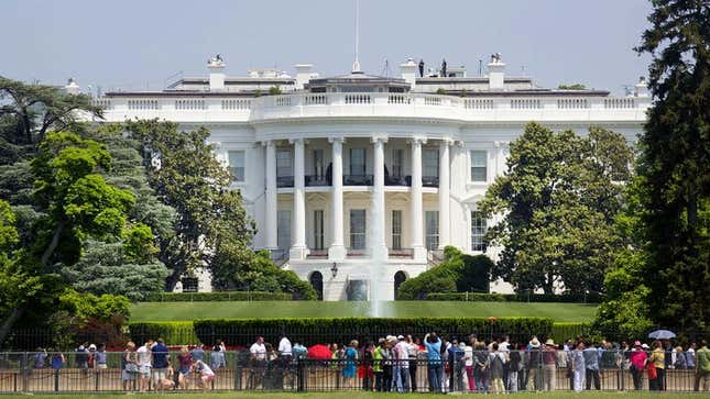 Image for article titled Crowd Outside White House Hoping To Catch Glimpse Of President Naked