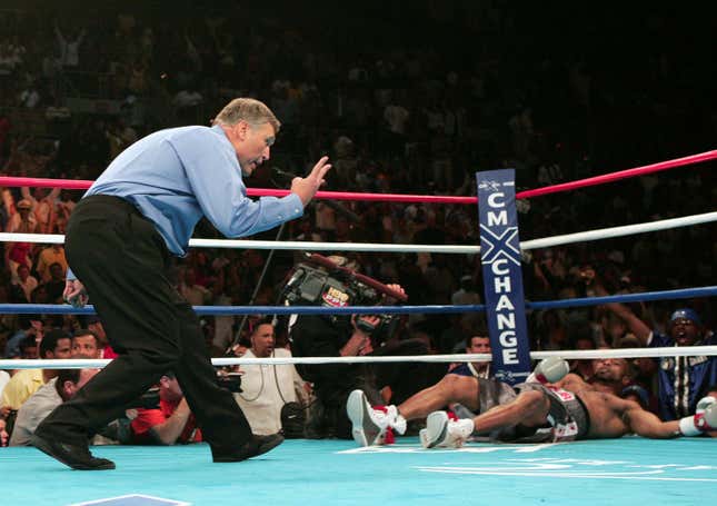 Image for article titled Roy Jones Jr. Is Having Second Thoughts About Getting His Ass Whooped by Mike Tyson