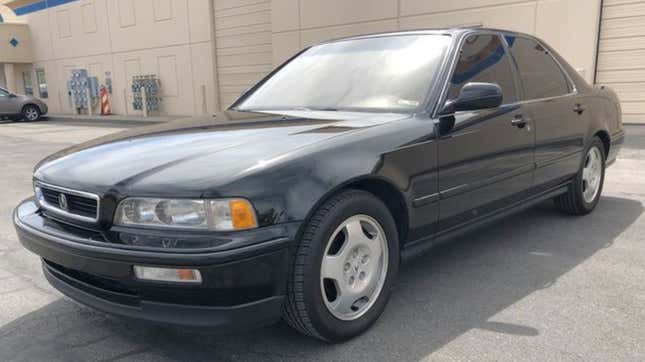 Image for article titled An Acura Legend That Disappeared For 20 Years And Turned Up In &#39;Brand New&#39; Condition Is On Sale Again