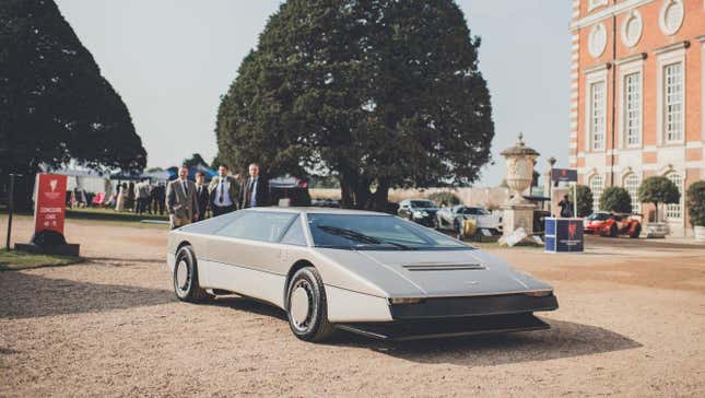 Image for article titled Aston Martin Bulldog Hits 200 MPH 45 Years After It Was Supposed To