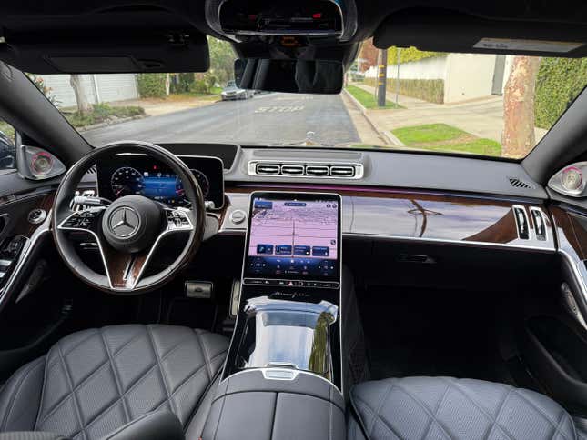 Dashboard of a Mercedes-Maybach S680