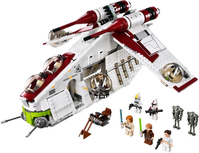 Image for article titled 25 of the Best Lego Star Wars Sets From 25 Years of Lego Star Wars