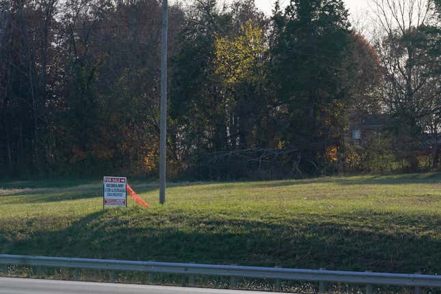 Property that is partially owned by a shell company created by U.S. Rep. James Comer&#39;s, R-Ky., family along Edmonton Road is for sale in Tompkinsville, Ky., Monday, Nov. 13, 2023. (AP Photo/George Walker IV)