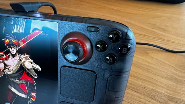 Valve Remodels the Steam Deck With OLED Screens