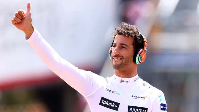 Image for article titled Daniel Ricciardo Wants You to Know He&#39;s Not Going Anywhere