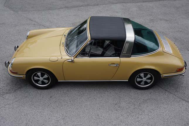 Image for article titled Here Are Some Weird Things You Probably Didn&#39;t Know About The Porsche 911