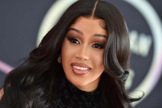 Image for article titled Cardi B&#39;s Defamation Suit against Atlanta YouTuber Begins