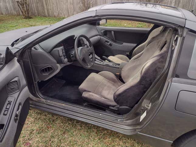 Image for article titled At $4,500, Is This T-Topped 1990 Nissan 300ZX A Top Bargain?