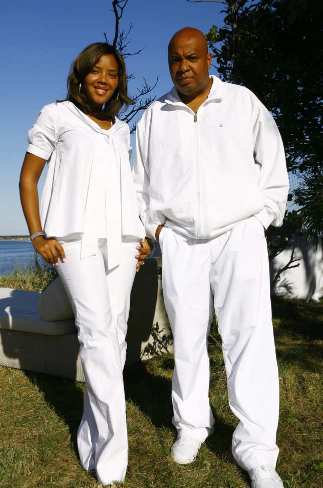 Reverend Run und seine Tochter Angela nehmen am 2. September 2007 an der von Sean „Diddy“ Combs präsentierten „The Real White Party“ auf dem Anwesen der Combs in East Hampton, New York, teil.