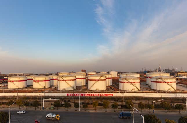 La China Petroleum &amp; Chemical Corp. en Jiujiang, China. 