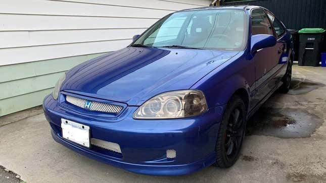 Image for article titled At $8,200 Canadian, Could This 1999 Honda Civic SiR Have You Saying ‘Yes Sir?’