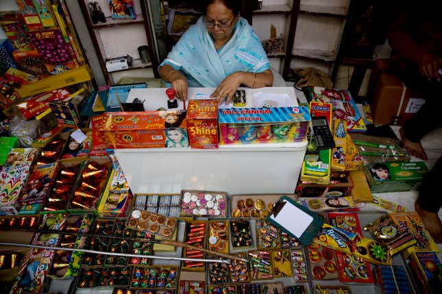 India-Delhi-Diwali-Festival-Firecrackers