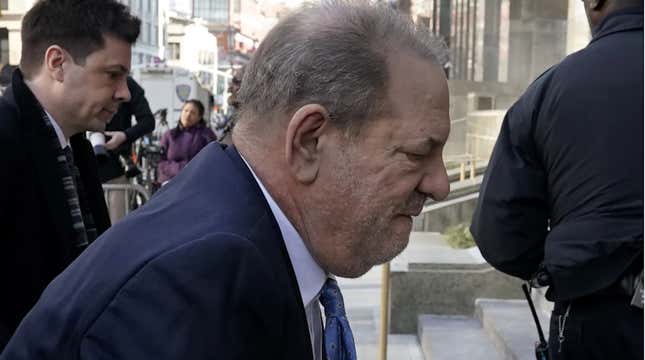 Image for article titled Harvey Weinstein Is Back in the Hospital With More Conveniently-Timed Chest Pains
