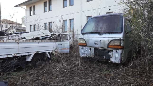 Image for article titled The Most Interesting Cars in the Fukushima Exclusion Zone