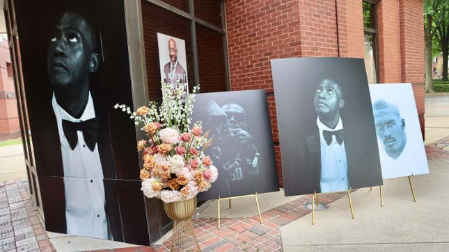 Image for article titled Touching Photos of Inside Rico Wade&#39;s Star-Studded Private Funeral Service in Atlanta