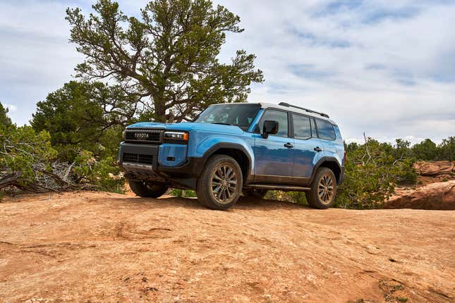 Image for article titled The 2024 Toyota Land Cruiser From Every Angle