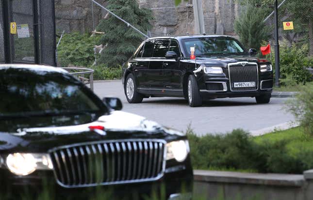 Image for article titled Putin Mocks International Sanctions By Gifting Kim Jong Un A Luxury Limo