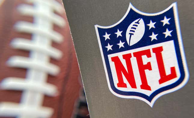 Image for article titled NFL, Players Agree to End &#39;Race Norming&#39; in $1B Concussion Settlement