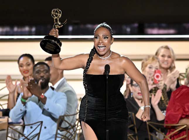 Sheryl Lee Ralph accepts the award for Outstanding Supporting Actress in a Comedy Series at the 74th Primetime Emmy Awards held at Microsoft Theater on September 12, 2022 in Los Angeles, California.