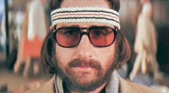 Richie Tenenbaum getting ready