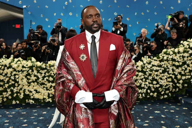 Image for article titled The Powerful Hidden Meanings Behind All These Met Gala Looks Tell a Deeper Story You Missed